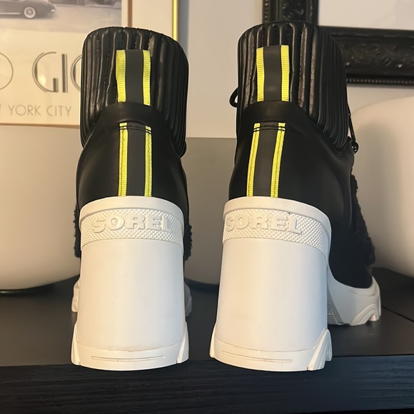 Sorel Brex™ Heel Cozy Lace - Picture 2 of 5